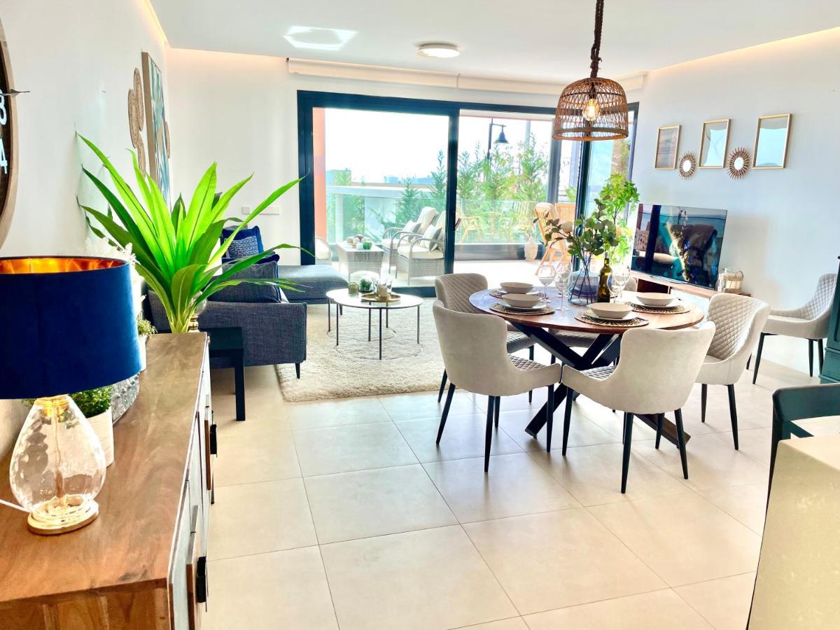 Luxury 3 Bedroom Apartment 300M From The Beach Fuengirola Extérieur photo