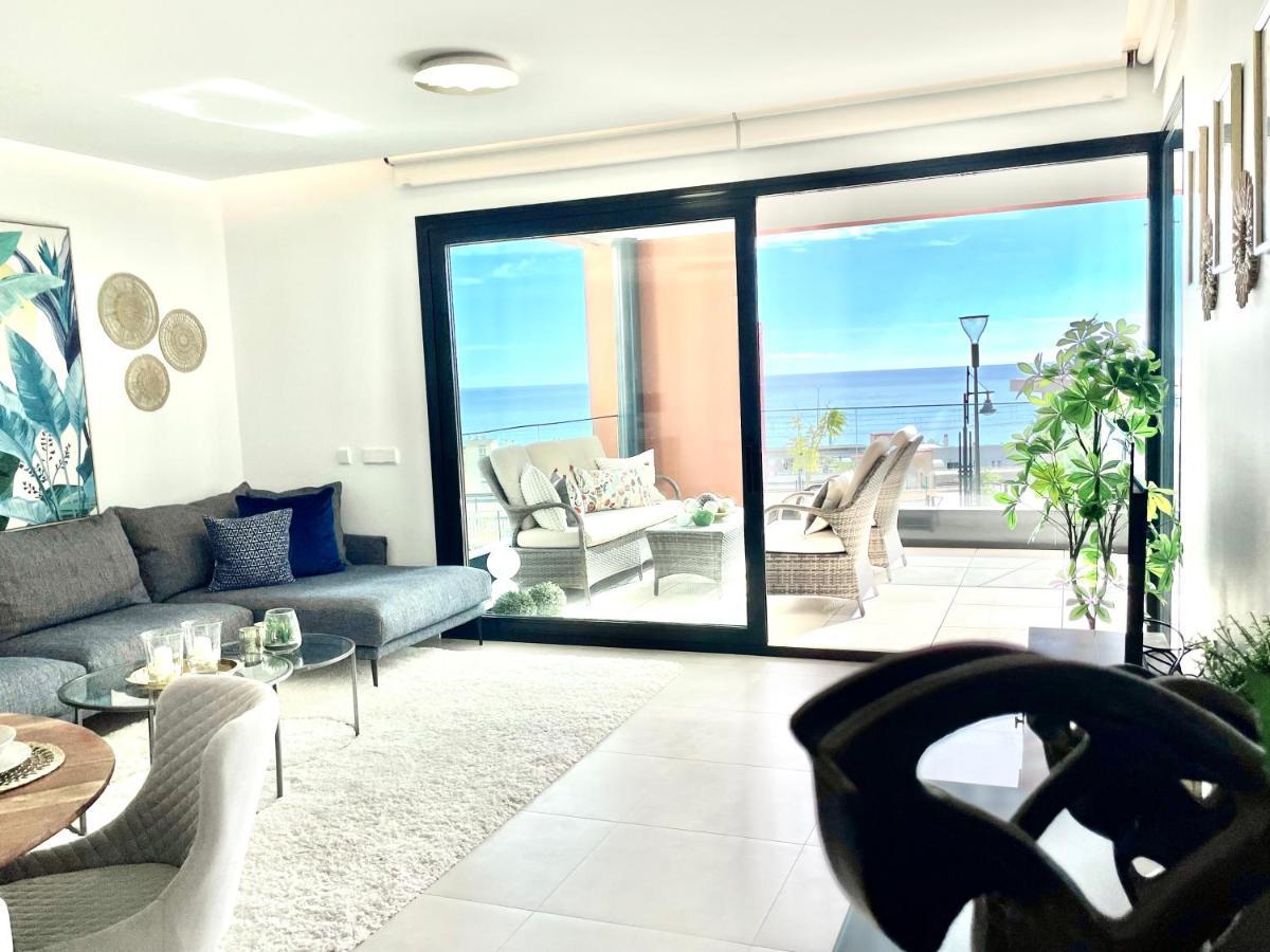 Luxury 3 Bedroom Apartment 300M From The Beach Fuengirola Extérieur photo