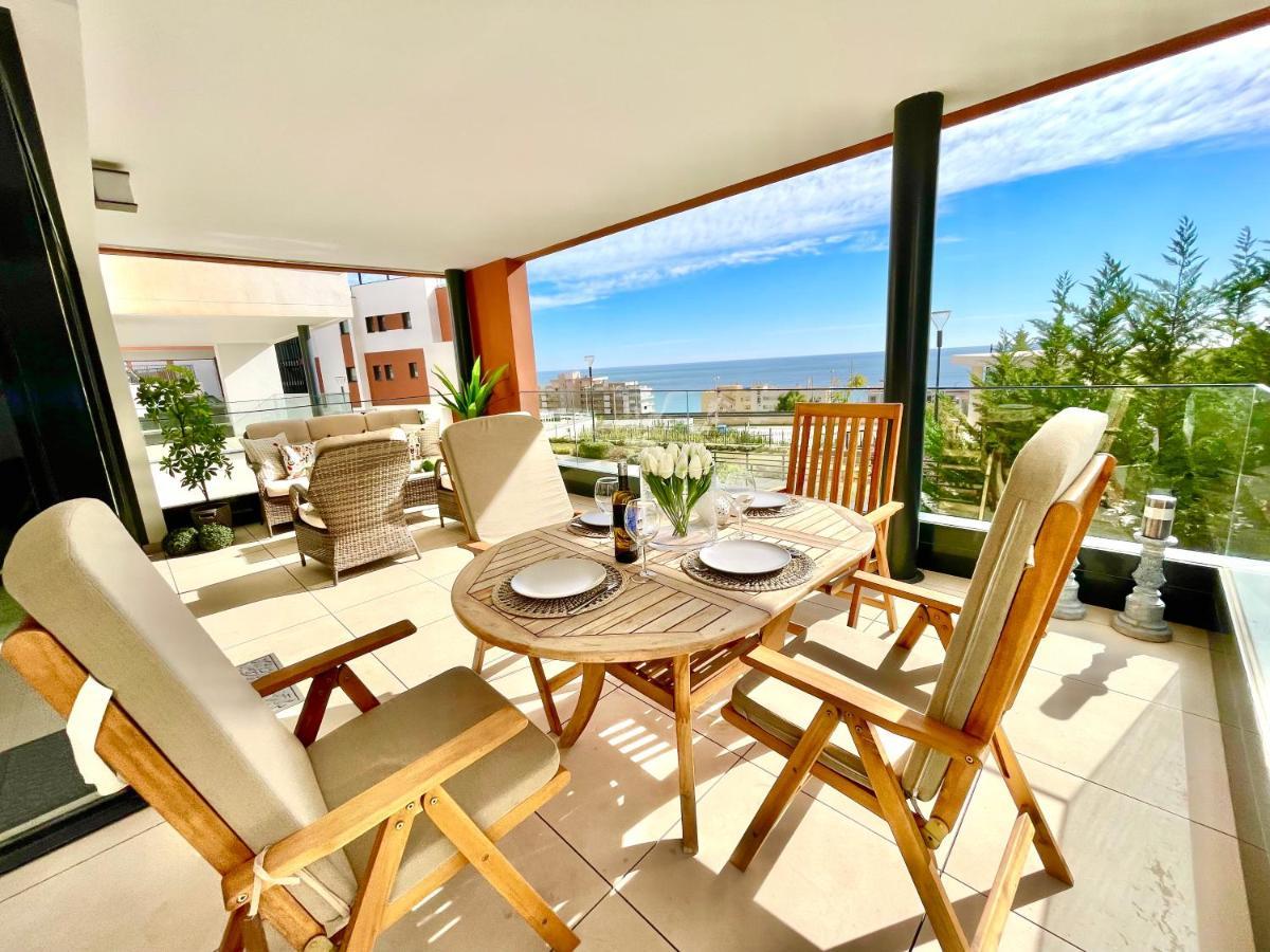 Luxury 3 Bedroom Apartment 300M From The Beach Fuengirola Extérieur photo