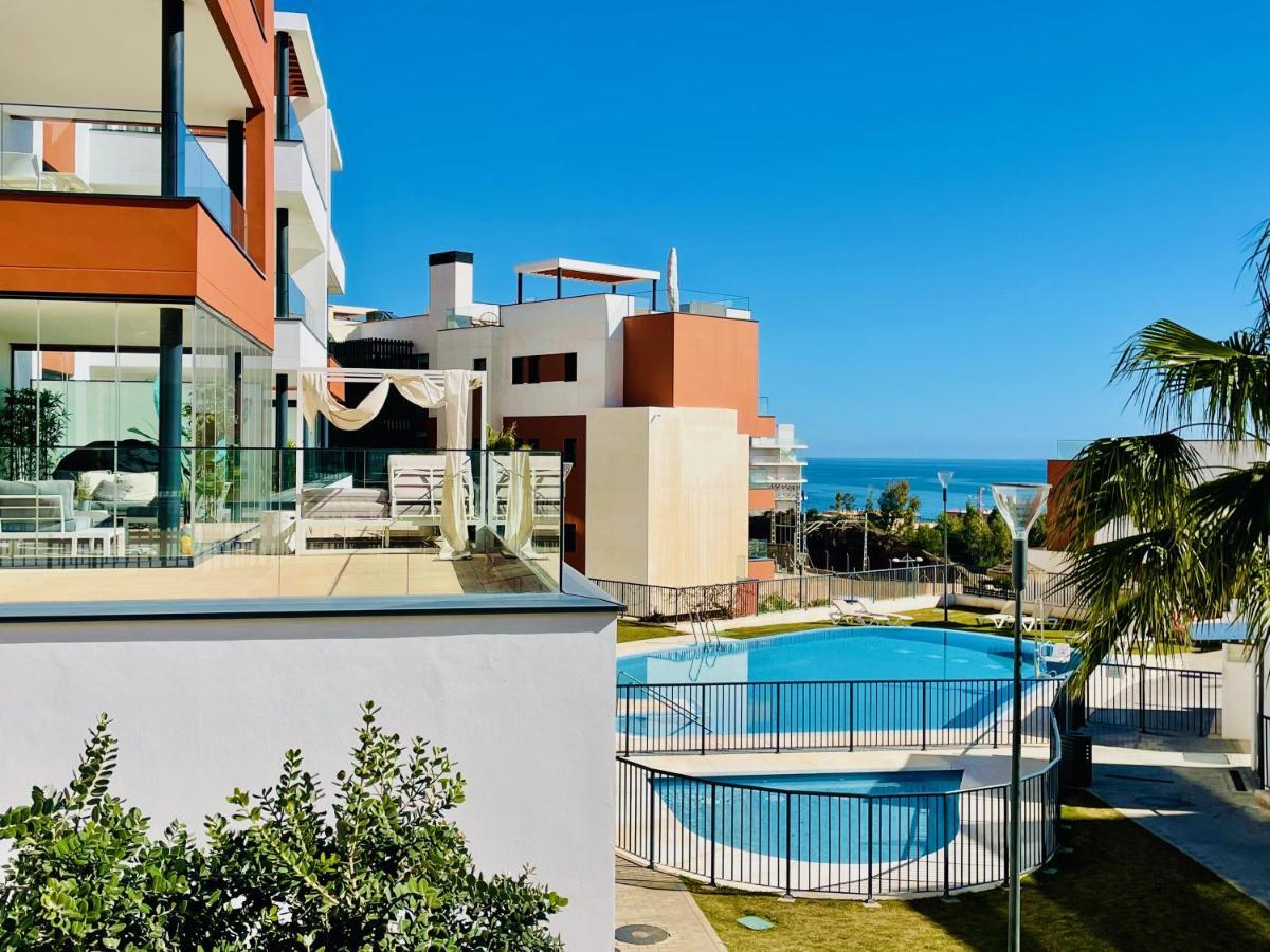Luxury 3 Bedroom Apartment 300M From The Beach Fuengirola Extérieur photo
